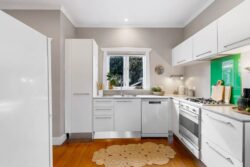15 Levonia Street, Western Springs, Auckland, 1022, New Zealand