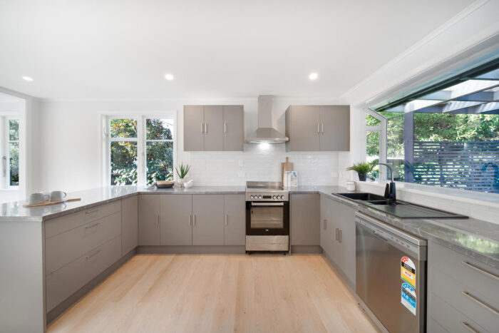 670 Main Road North, Te Marua, Upper Hutt, Wellington, 5018, New Zealand