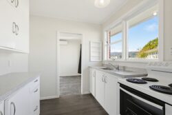 2/7 Mitre Grove, Trentham, Upper Hutt, Wellington, 5018, New Zealand