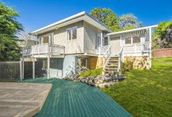 15 Nor East Drive, Northcross, North Shore City, Auckland, 0632, New Zealand