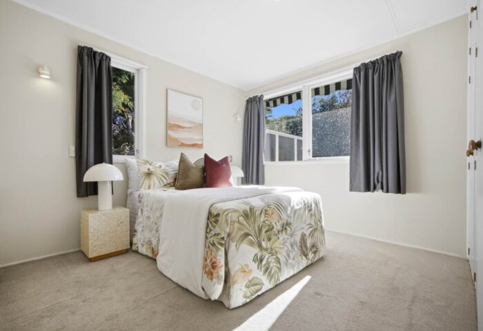 15 Nor East Drive, Northcross, North Shore City, Auckland, 0632, New Zealand