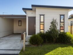 1/4 Searancke Place, Fairfield, Hamilton, Waikato, 3214, New Zealand