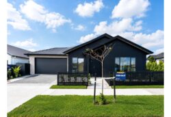 33 Tukutata Crescent, Milldale, Rodney, Auckland, 0932, New Zealand