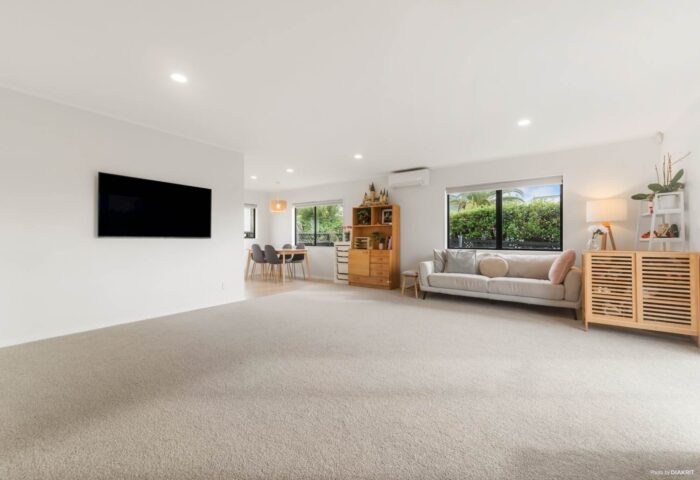 24A Hatherlow Street, Glenfield, North Shore City, Auckland, 0629, New Zealand