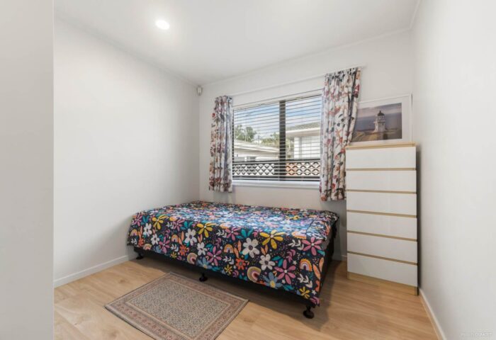 24A Hatherlow Street, Glenfield, North Shore City, Auckland, 0629, New Zealand