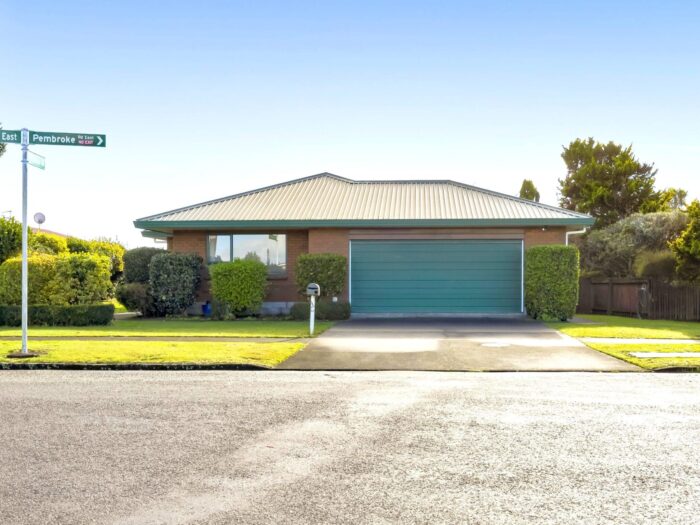 142A Pembroke Road , Stratford, Taranaki, 4332, New Zealand