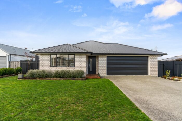 16 Austin Reid Avenue, Carterton, Wellington, 5713, New Zealand