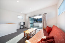 7B Phillip Street, Johnsonville, Wellington, 6037, New Zealand