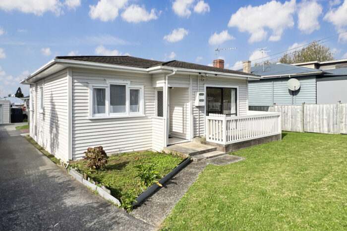52 Winstone Road Mount Roskill Auckland City Auckland 1041 New Zealand