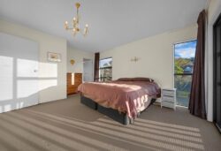 126 Chelsea View Drive, Chatswood, North Shore City, Auckland, 0626, New Zealand
