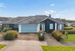 2 Colonial Drive, Millwater, Rodney, Auckland, 0932, New Zealand