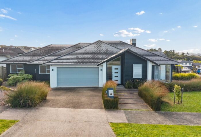2 Colonial Drive, Millwater, Rodney, Auckland, 0932, New Zealand