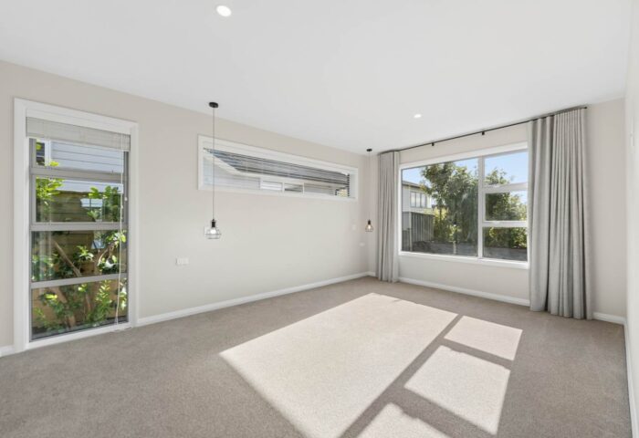 2 Colonial Drive, Millwater, Rodney, Auckland, 0932, New Zealand