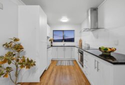 1 Dalmahoy Place, Wattle Downs, Manukau City, Auckland, 2103, New Zealand