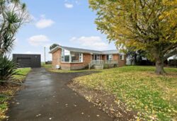 332 Grahams Beach Road, Awhitu, Franklin, Auckland, 2684, New Zealand