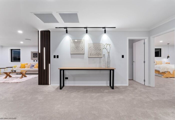 27 Hooten Place, Oteha, North Shore City, Auckland, 0632, New Zealand