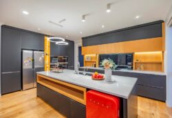 21 Hooten Place, Pinehill, North Shore City, Auckland, 0632, New Zealand