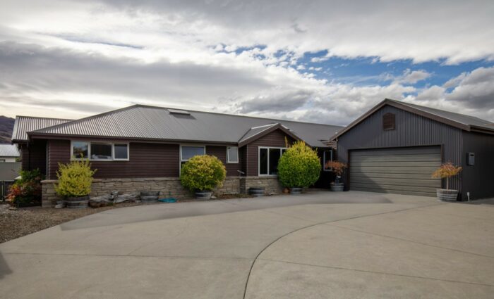 6 Houlahan Street, Clyde, Central Otago, Otago, 9330, New Zealand