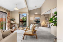 1/4 Elvira Court, Bishopdale, Christchurch City, Canterbury, 8053, New Zealand