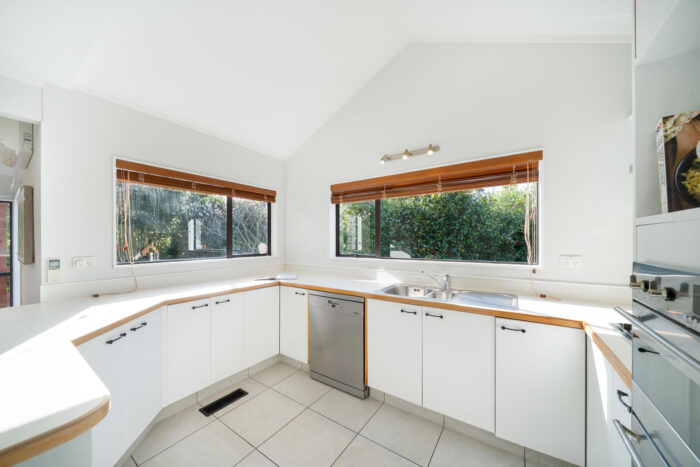 12 Longmont Terrace, Churton Park, Wellington, 6037, New Zealand
