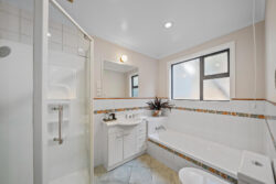 33 Old Coach Road, Johnsonville, Wellington, 6037, New Zealand