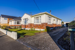 1 Onslow Street, Saint Kilda, Dunedin, Otago, 9012, New Zealand