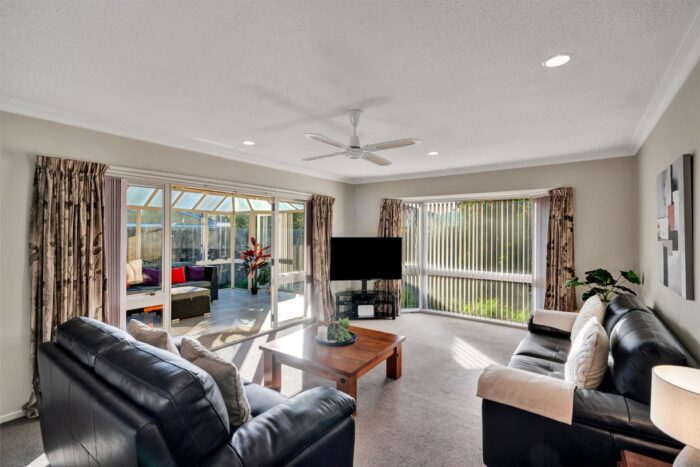 15 Creese Place, Redwood, Christchurch City, Canterbury, 8051, New Zealand
