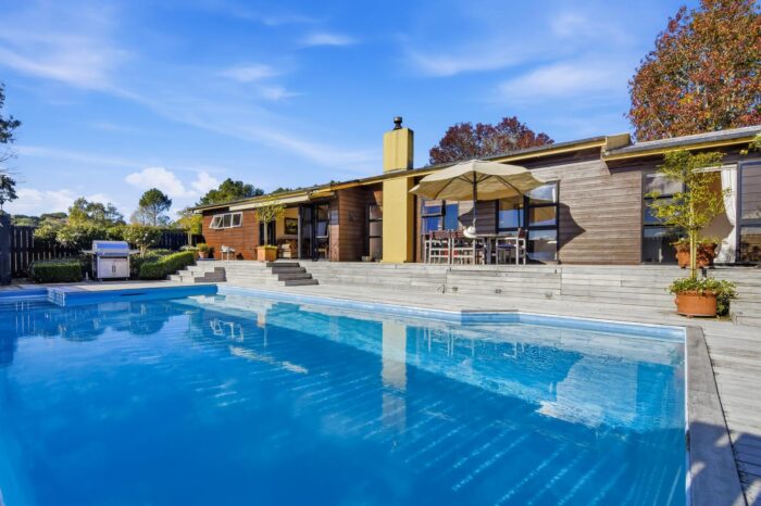 828 Ridge Road, Riverhead, Rodney, Auckland, 0820, New Zealand