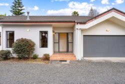 1 Governors Heights, Whangamata, Thames-Coromandel, Waikato, 3620, New Zealand