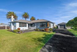 9 Burke Street, Eltham, South Taranaki, Taranaki, 4322, New Zealand