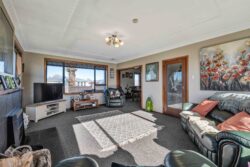 9 Burke Street, Eltham, South Taranaki, Taranaki, 4322, New Zealand