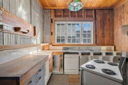 16 Beaconsfield Street, Grey Lynn, Auckland, 1021, New Zealand