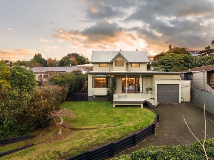 29 Glendale Drive, Dinsdale, Hamilton, Waikato, 3204, New Zealand