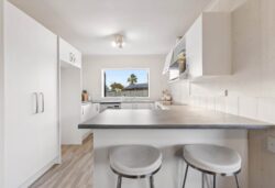 42 Medvale Avenue, Flat Bush, Manukau City, Auckland, 2019, New Zealand