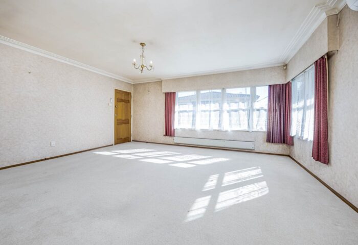1/4 Russell Road, Manurewa, Manukau City, Auckland, 2102, New Zealand