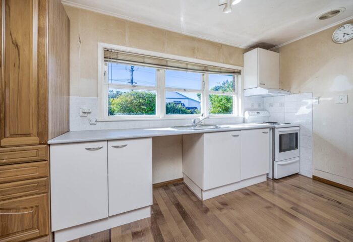 1/4 Russell Road, Manurewa, Manukau City, Auckland, 2102, New Zealand