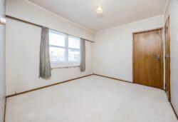 1/4 Russell Road, Manurewa, Manukau City, Auckland, 2102, New Zealand