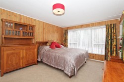 8 The Ridgeway Stoke 7011