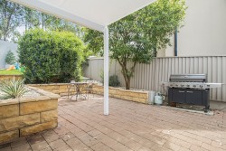 4 Lorne Place, Bossley Park, NSW 2176